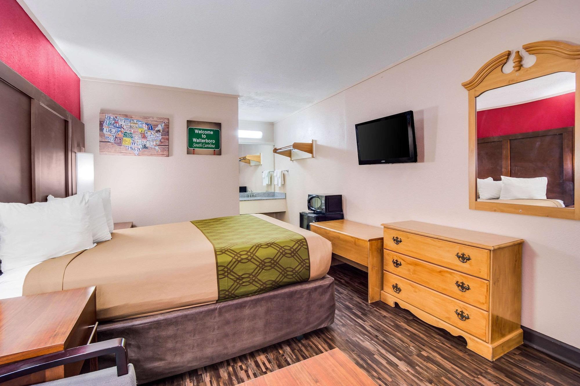 Econo Lodge Уолтърборо Екстериор снимка